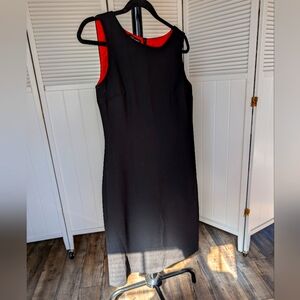 Due per due veste size 8 black dress like new
